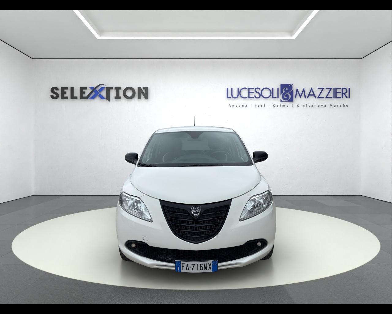 LANCIA Ypsilon 3ª serie - Ypsilon 0.9 TwinAir 85 CV 5 porte Metano