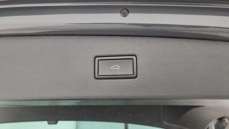 Volkswagen Tiguan 2.0 TDI 200 CV SCR DSG 4MOTION R-Line