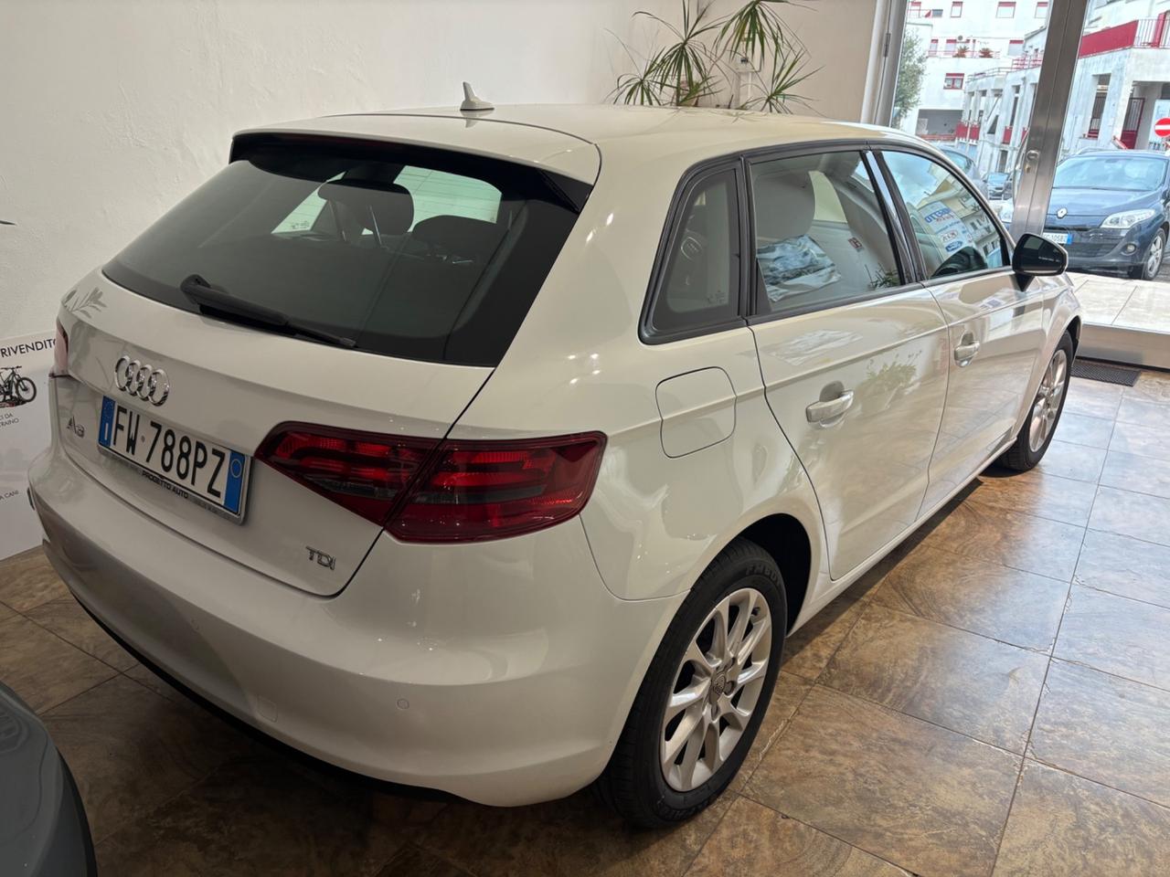 Audi A3 1.6 TDI clean diesel Ambition