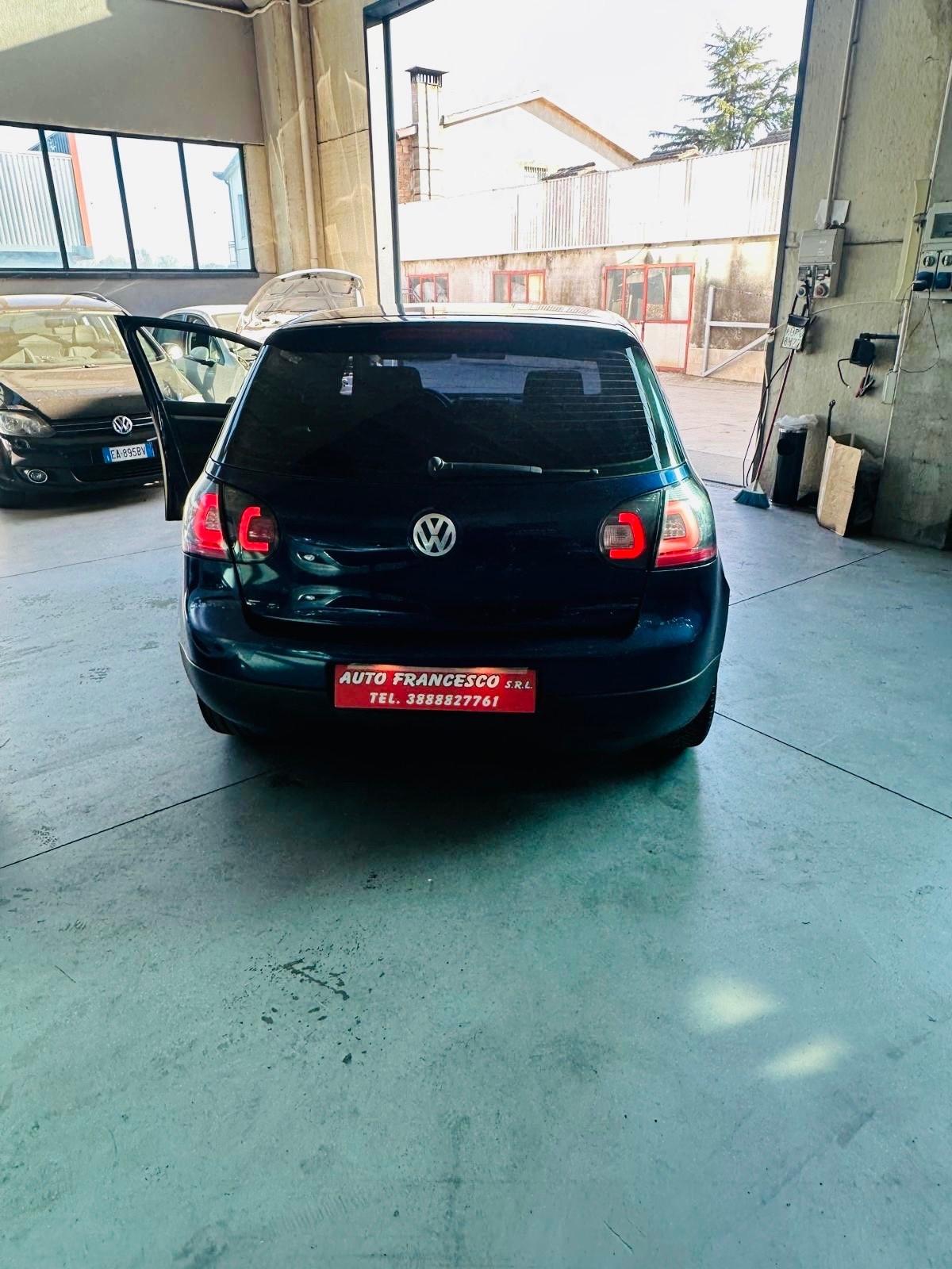 Volkswagen Golf 2.0 16V TDI 5p. Sportline