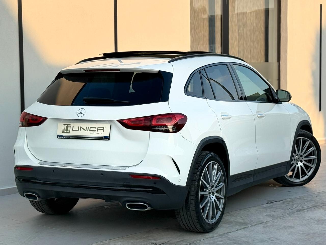 Mercedes-benz GLA 200 d 2.0 150 CV PREMIUM PLUS SEDILI ELETTRICI IVA ESPOSTA