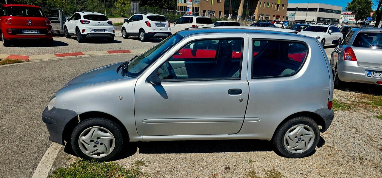 Fiat 600 1.1 Active