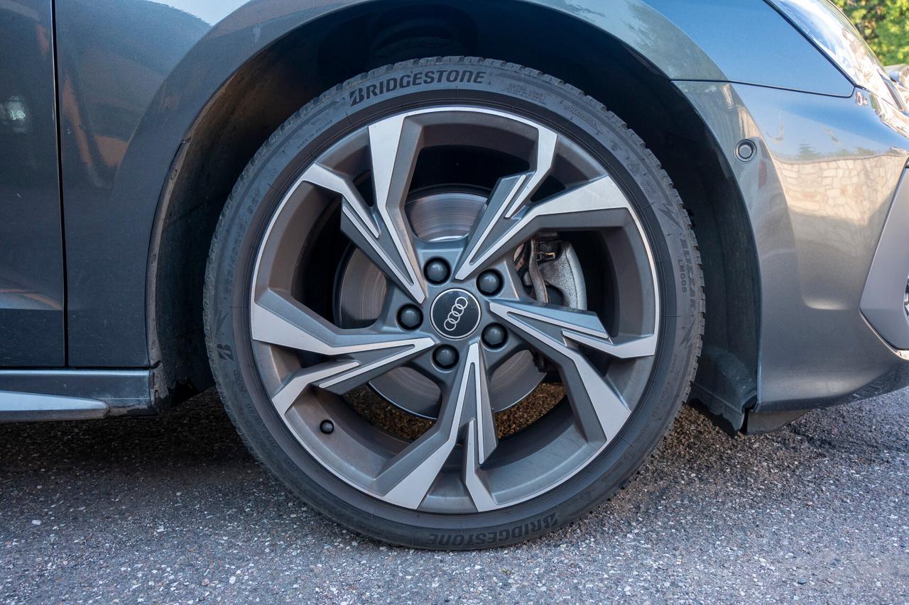 Audi A3 2.0 TDI quattro S line 200CV - UNIPROPRIETARIO