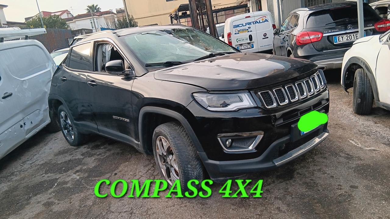 Jeep Compass 4x4 incidentata sinistrata mondialcars 020