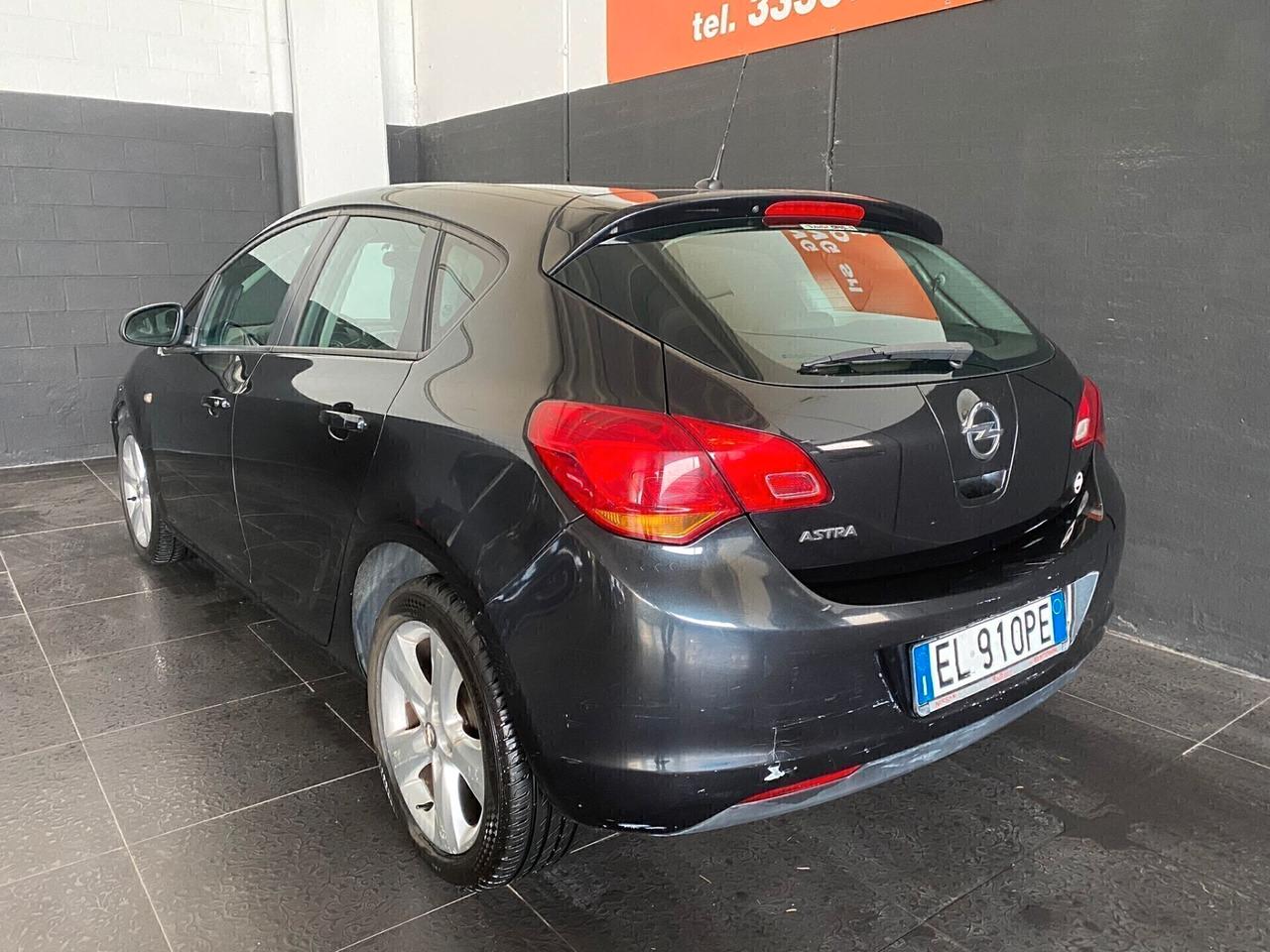 Opel Astra