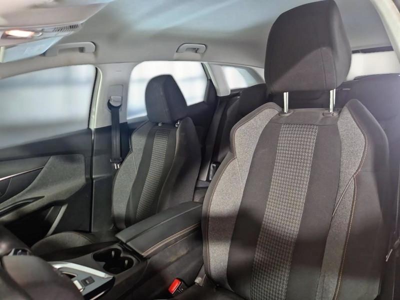 PEUGEOT 3008 BlueHDI 130 EAT8 S/S Business