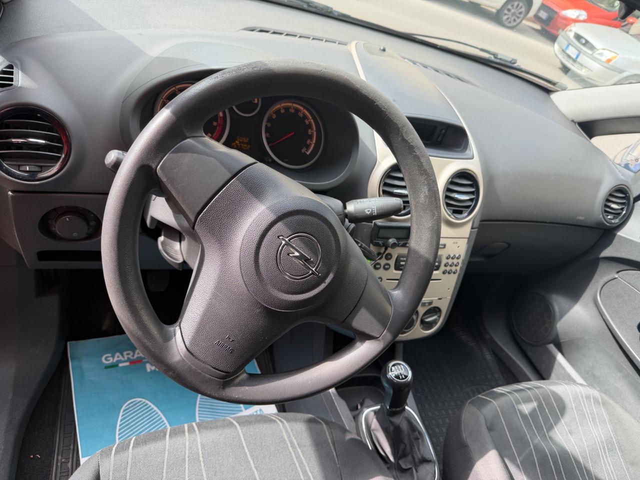 Opel Corsa 1.2 5 porte Cosmo