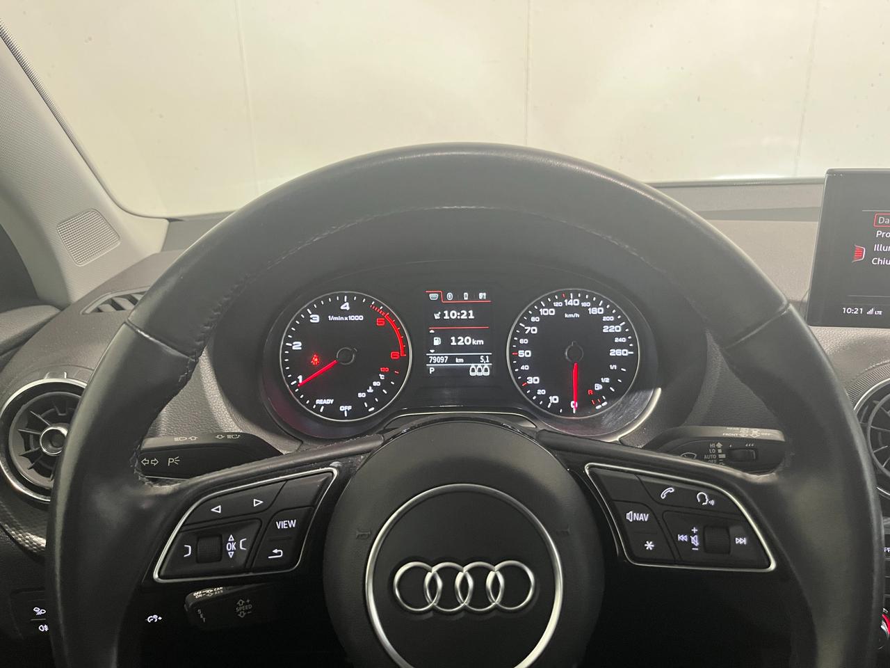 AUDI Q2 30 TDI S-TRONIC ADMIRED