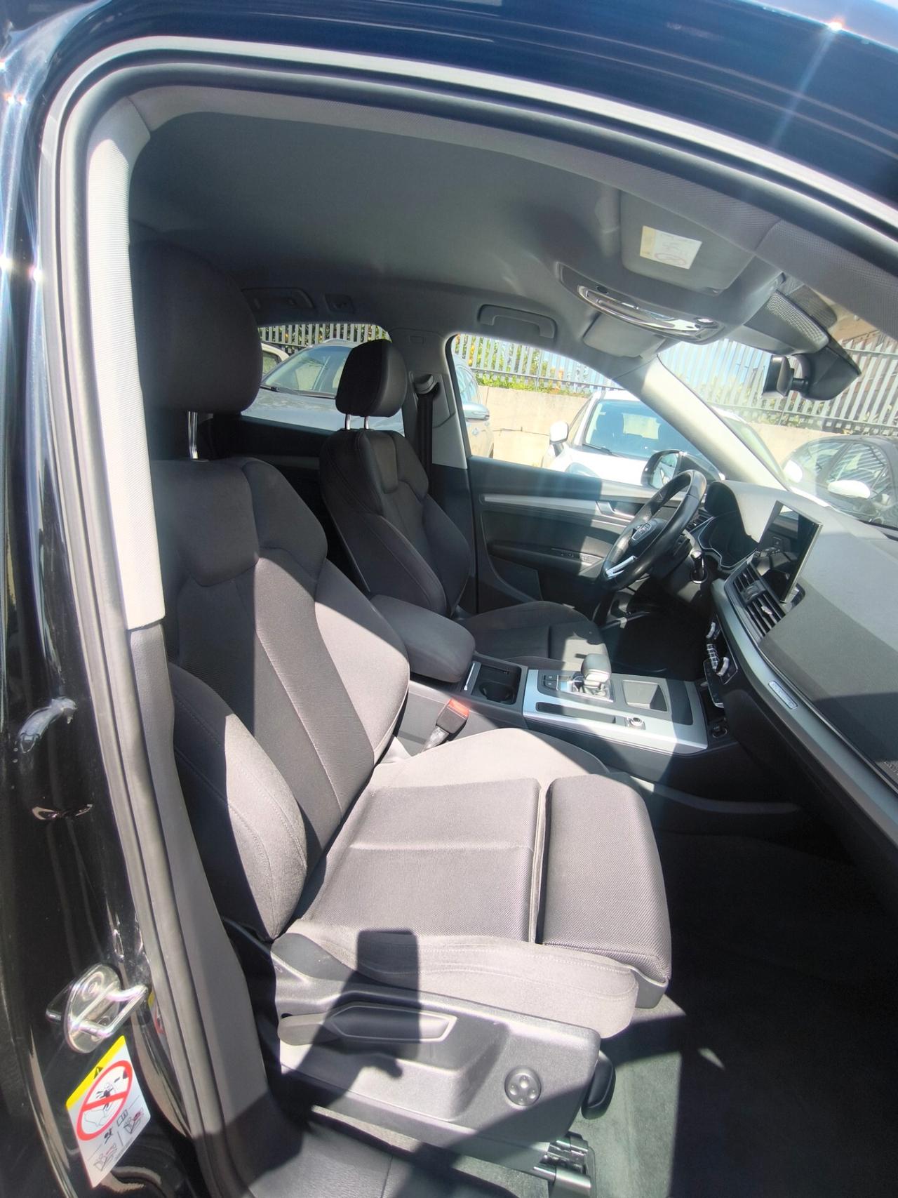 Audi Q5 SPB 40 TDI quattro S tronic S line plus identity Black