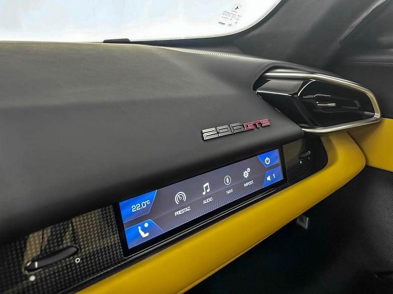 Ferrari 296 GTS 3.0 Hybrid DCT GTS