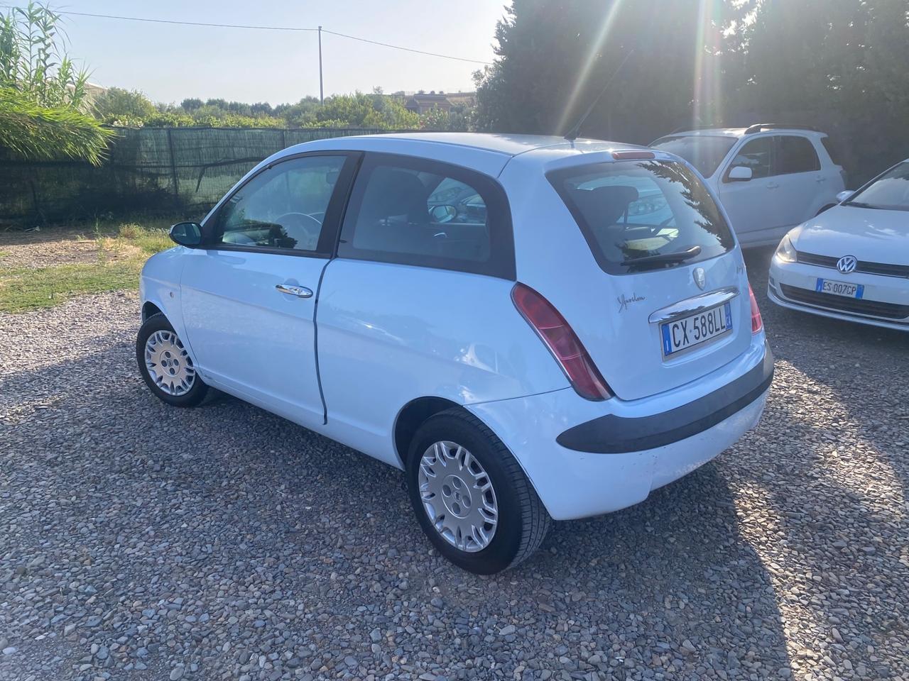 Lancia Ypsilon 1.3 Multijet 16V Platino