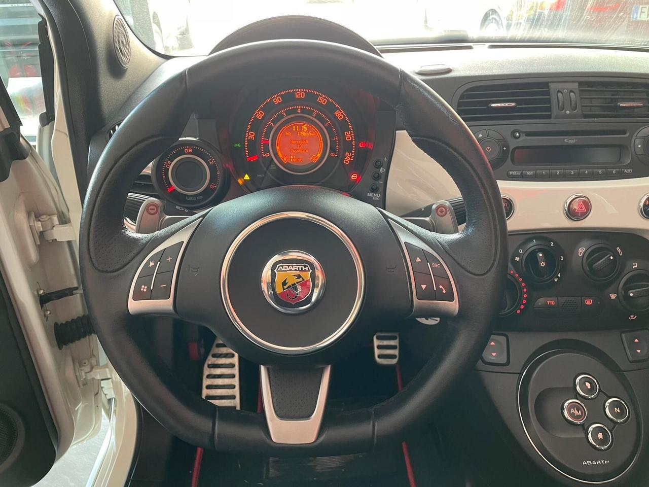 ABARTH 500C 1.4T-JET 140cv