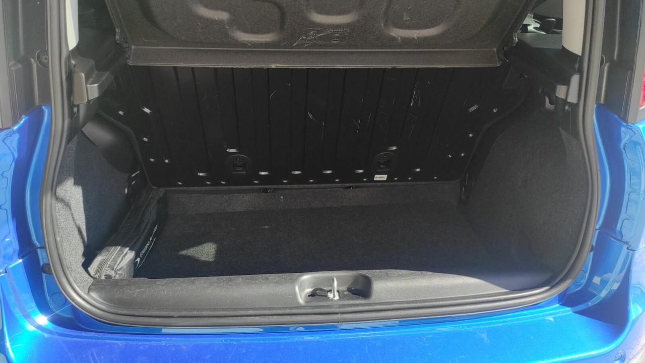 FIAT PANDA CITY CROSS 1.0 IBRIDA 70CV BLU ITALIA