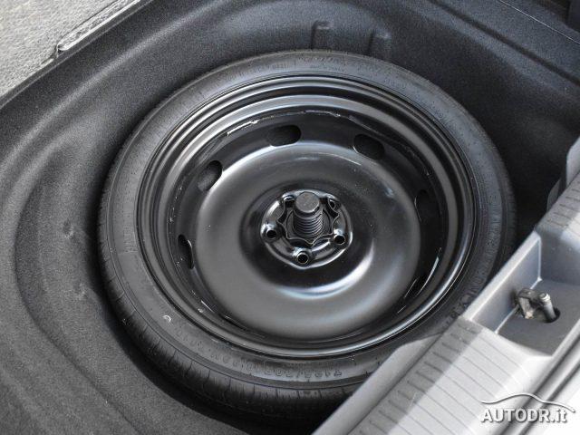 VOLKSWAGEN Golf Variant 2.0 TDI Life DSG Fari LED, App-Connect, ACC KM CER