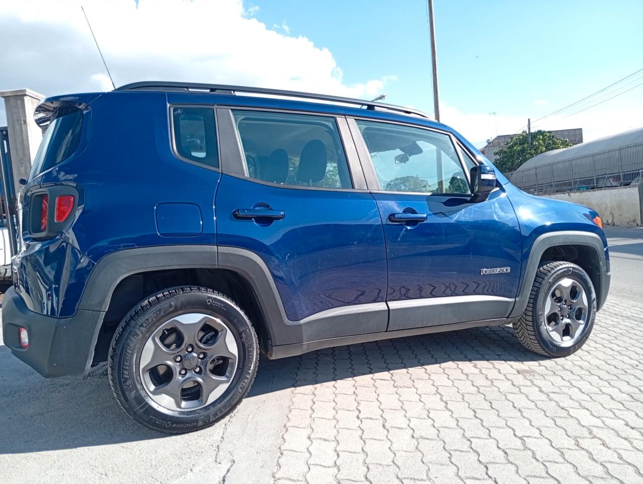 Jeep Renegade 2.0 Mjt 140CV 4WD cambio manuale