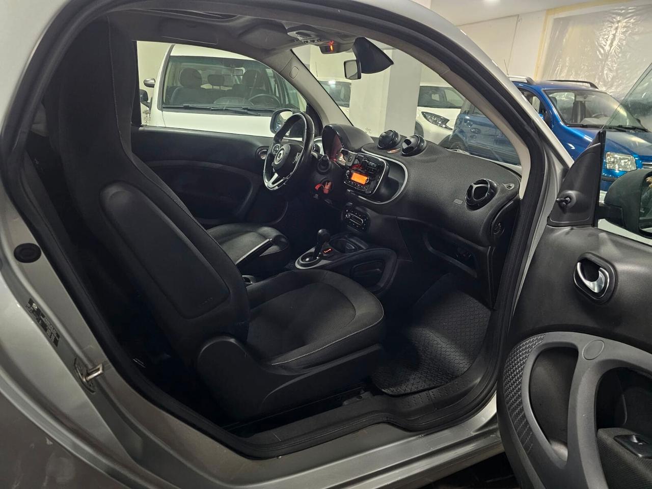 NUOVA SMART FORTWO SUPER PASSION 1.0 BENZ 71CV TWINAMIC