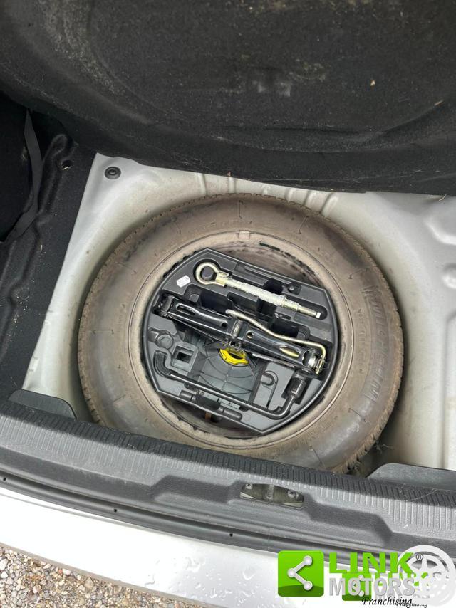 PEUGEOT 207 1400 Diesel 68CV NEOPATENTATI