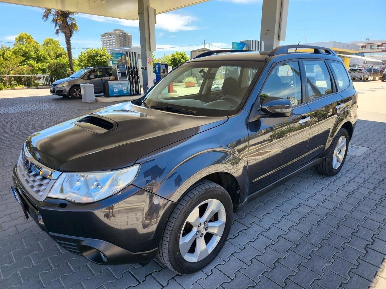 Subaru Forester 2.0D XS Exclusive (15 ANNIVERSARY) AWD
