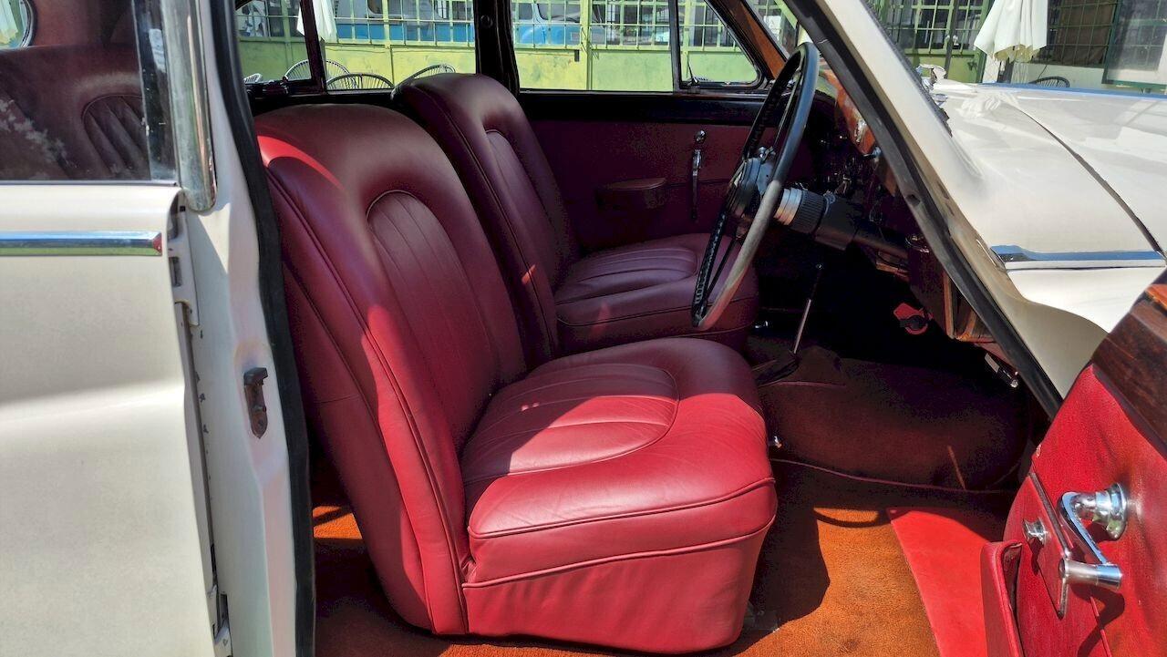 Jaguar Mark IX Saloon MK 9 – 1960 - SUMMER PRICE