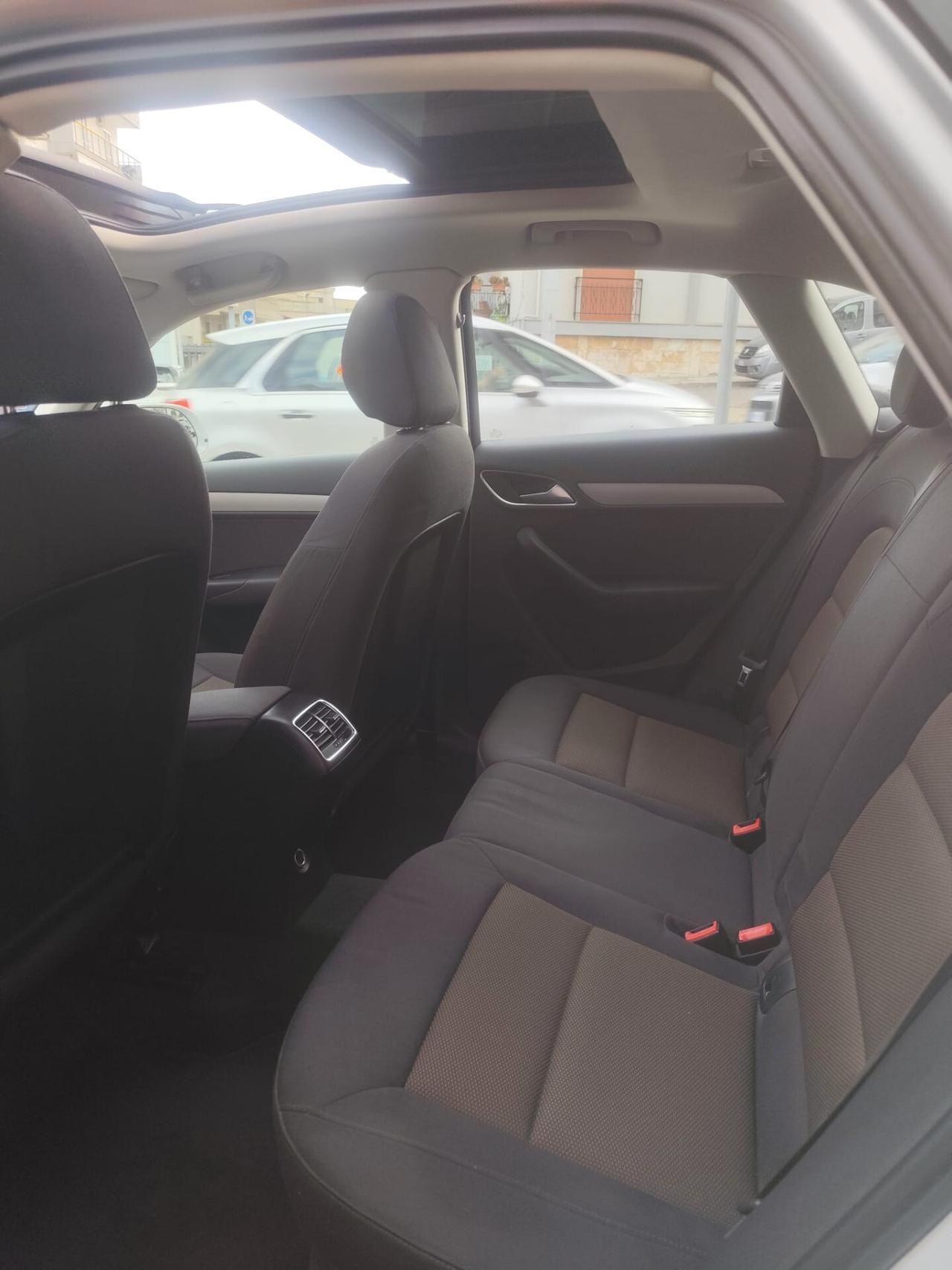 Audi Q3 2.0 TDI Quattro * TETTO PANORAMICO APRIBILE * Navi * Garantita 12 Mesi