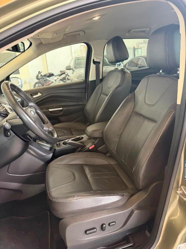 FORD Kuga 2.0 TDCI 140 CV 4WD Titanium