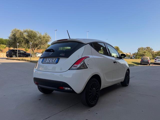 LANCIA Ypsilon 1.0 HYBRID 5 POSTI+TELEFONO+VOL MULTIFUNZIONE