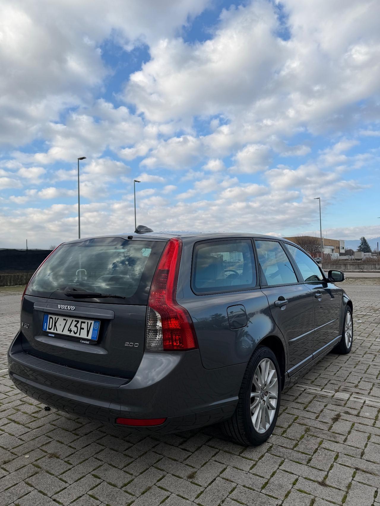 Volvo V50 2.0 D cat Summum