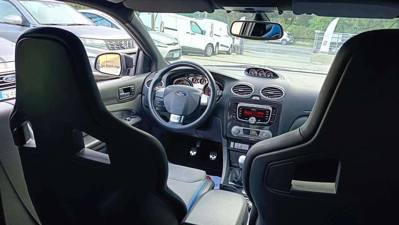 Ford Focus 2.5T (305CV) 3p. RS