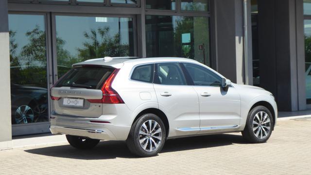 VOLVO XC60 B4 (d) AWD automatico Plus Bright