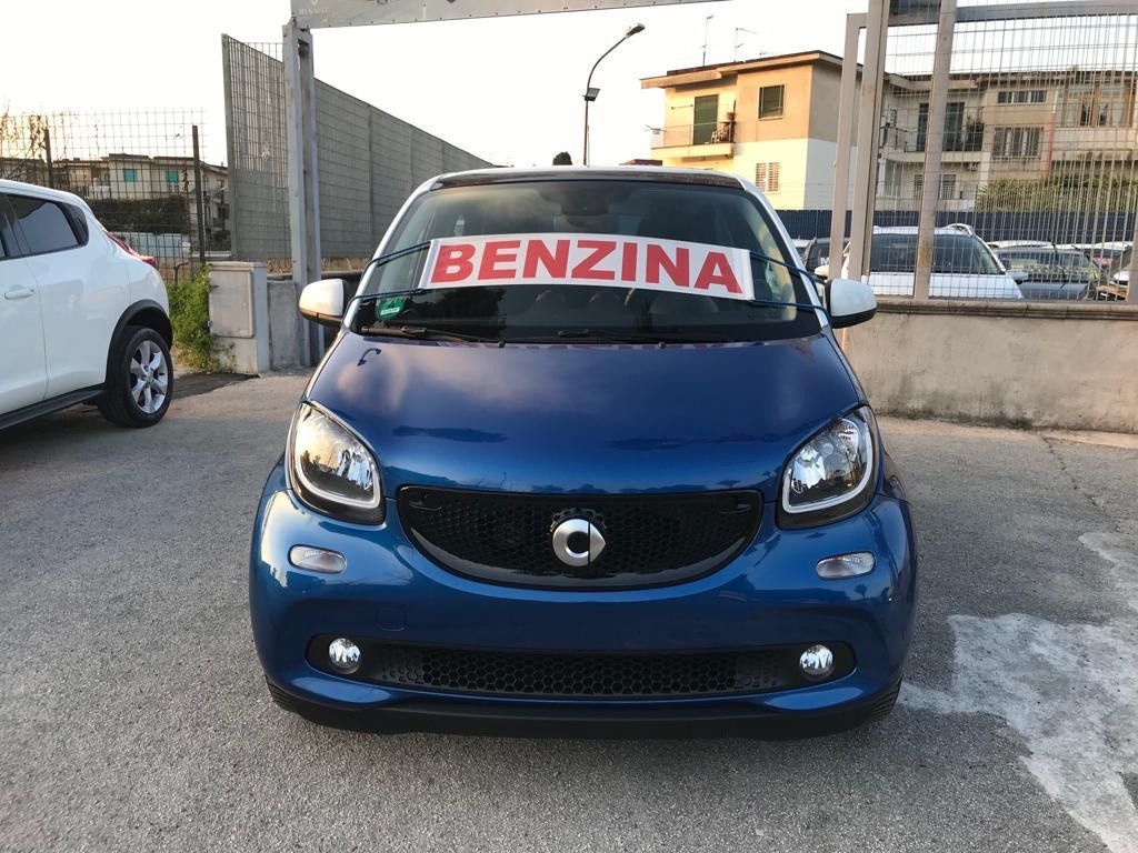 Smart Forfour 70 1.0 Passion Auto Pari Al Nuovo