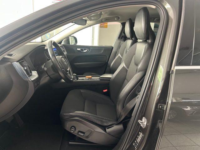 VOLVO XC60 B4 (d) AWD Geartronic Momentum Pro