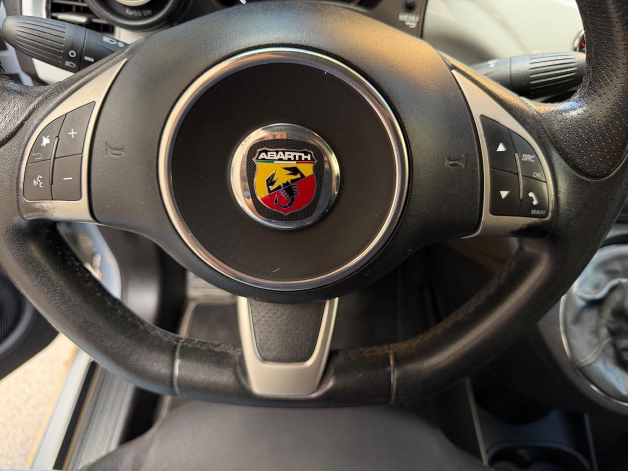Abarth 500C Cabrio 1.4 T-jet 135CV