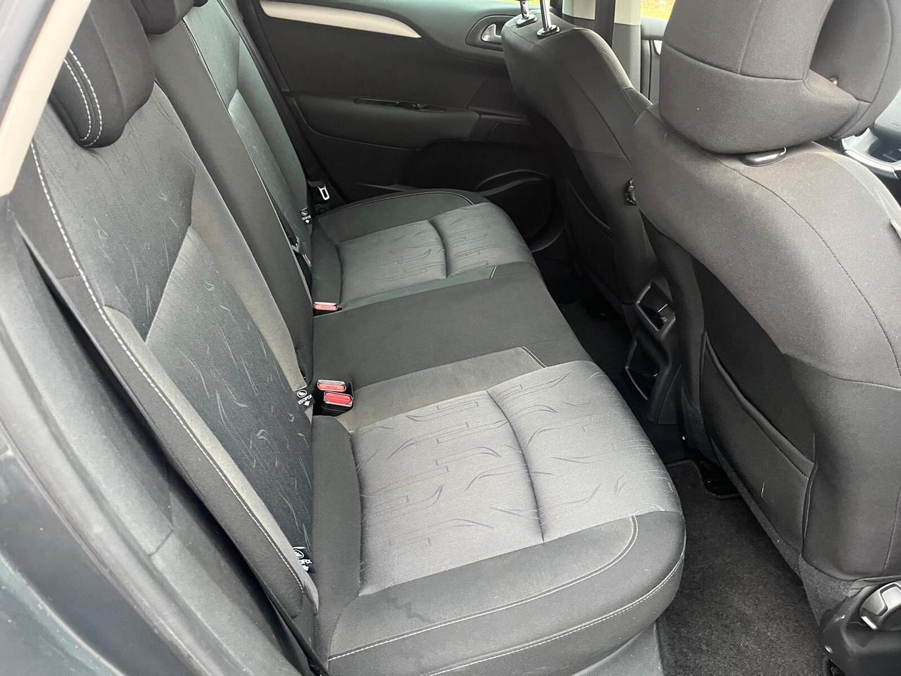 Citroen C4 1.4 VTi 95