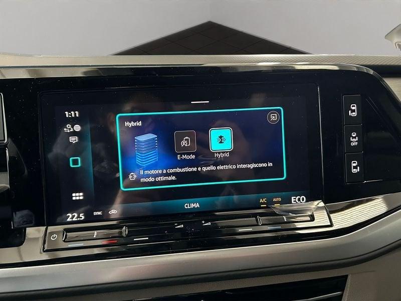 Volkswagen Multivan Multivan 1.5 PHEV DSG 4Motion Edition