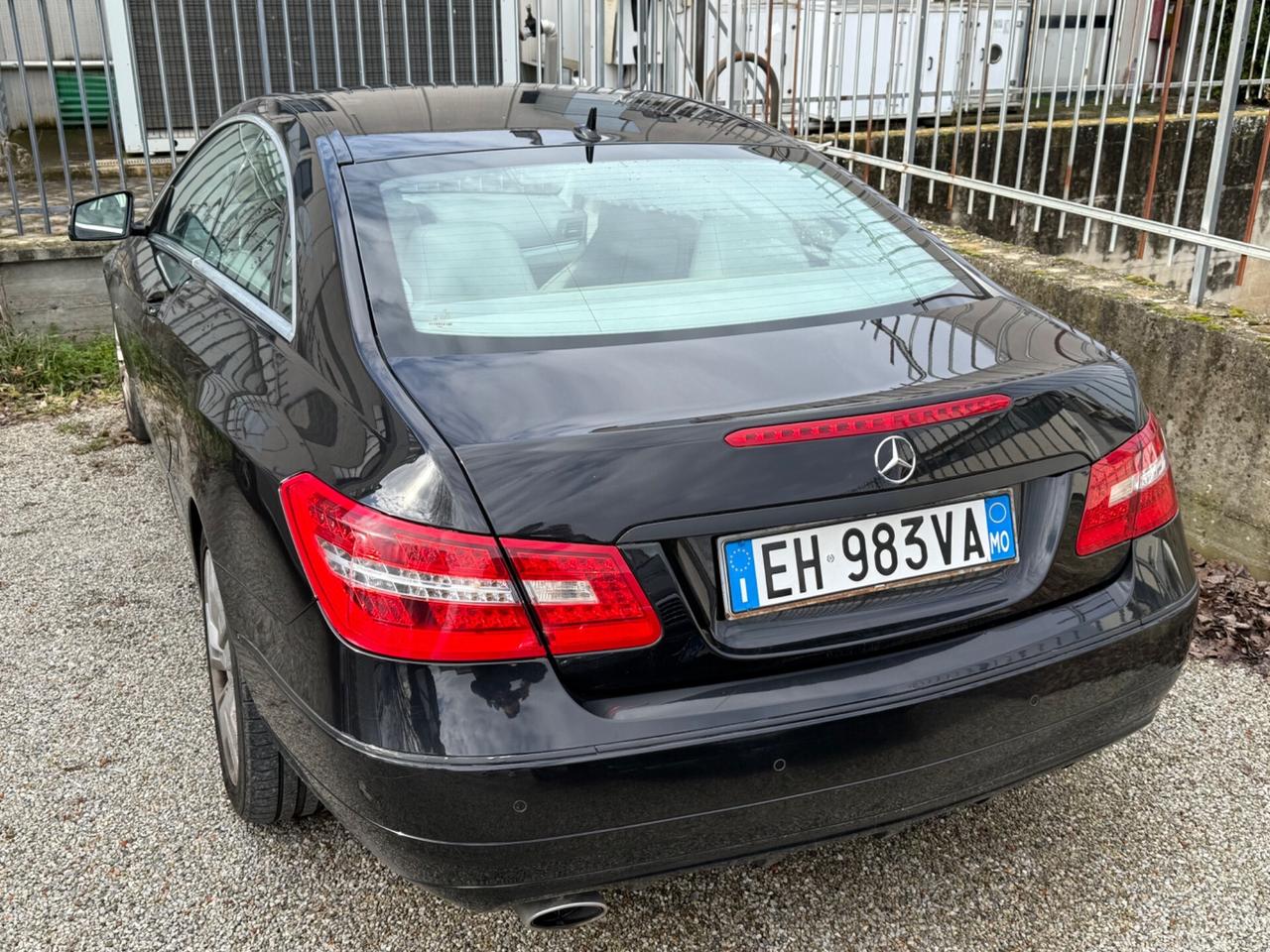 Mercedes-benz E 220 problema a motore