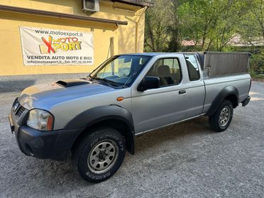 Nissan NP300 2.5 tdi 2p. King Cab Premium - 4x4