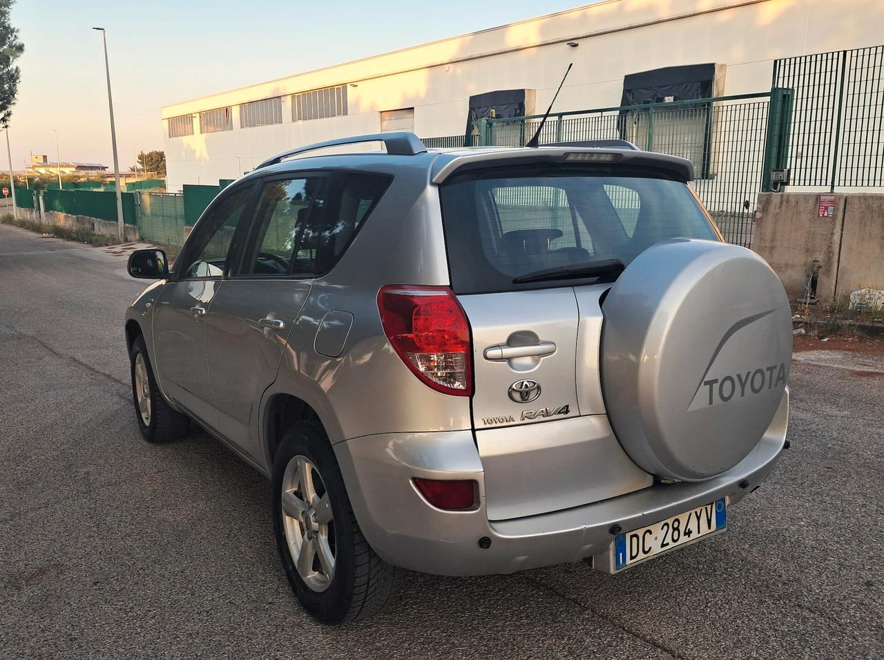 Toyota RAV 4 RAV4 2.2 D-4D 136 CV Sol