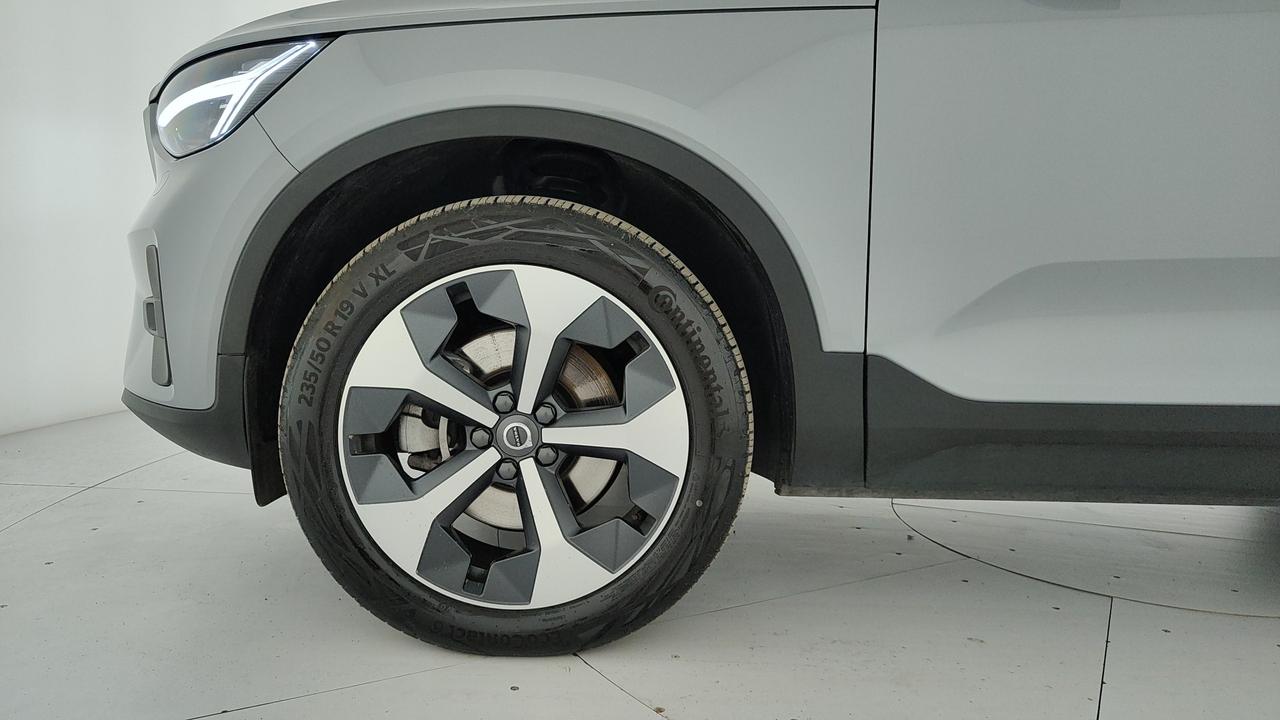 VOLVO XC40 2.0 b3 Core auto