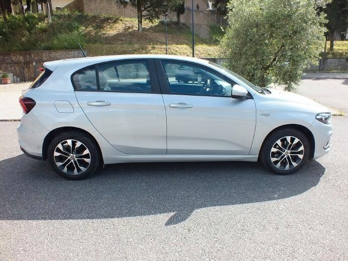 Fiat Tipo 1.3 Mjt*NAVI DI SERIE*NEOPATENTATI*iva esposta*