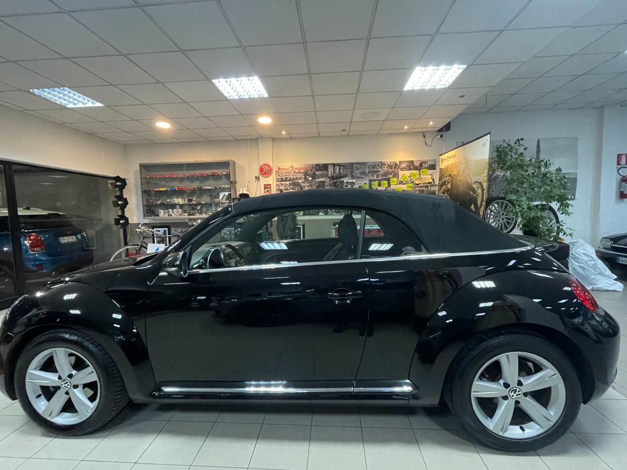 Volkswagen Maggiolino Cabrio 2.0 TDI Sport BlueMotion Technology FULL OPTIONAL PARI AL NUOVO!!!