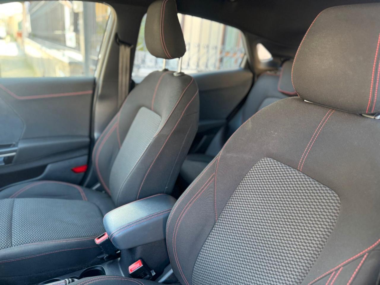 Ford Puma 1.0 EcoBoost Hybrid 125 CV S&S aut. ST-Line