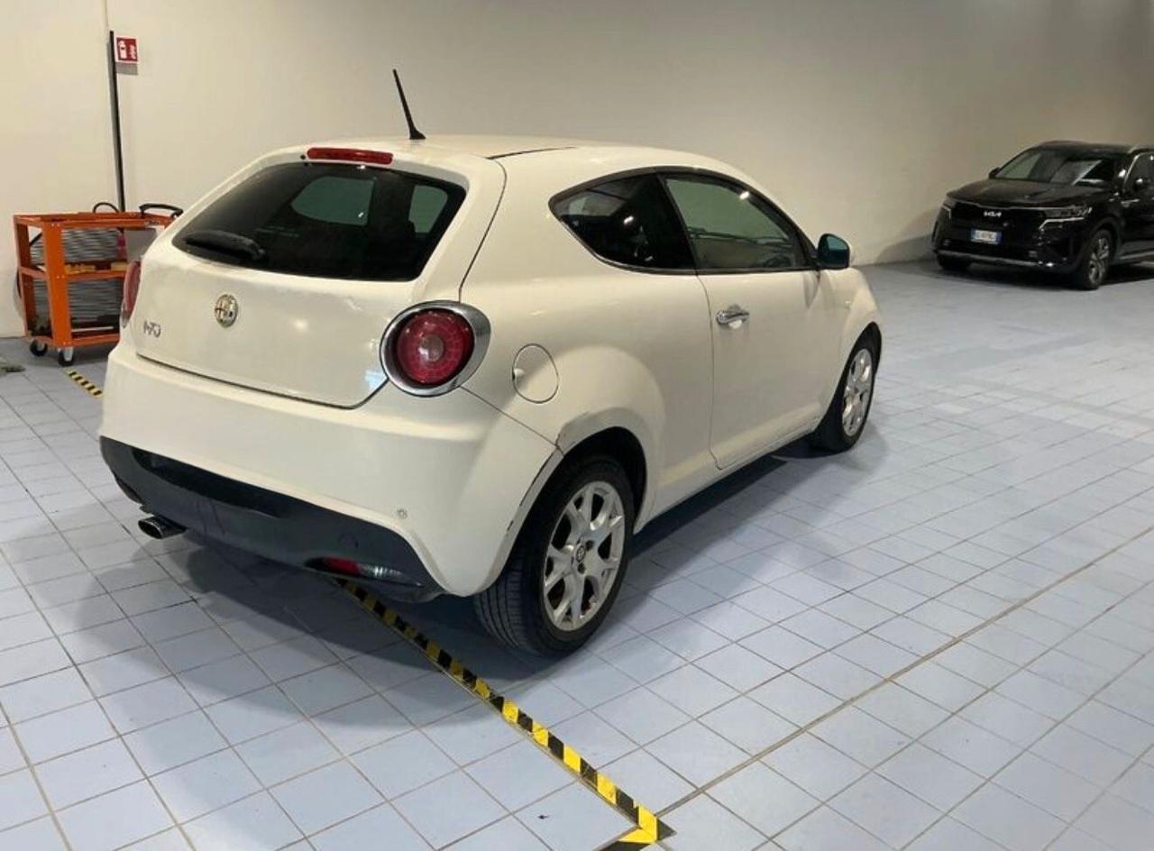 Alfa Romeo MiTo 1.3 JTDm-2 95 CV S&S Distinctive Premium Pack