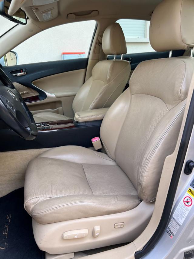 LEXUS IS 250 2.5 V6 Luxury unipro Keyless Sedili pelle vent