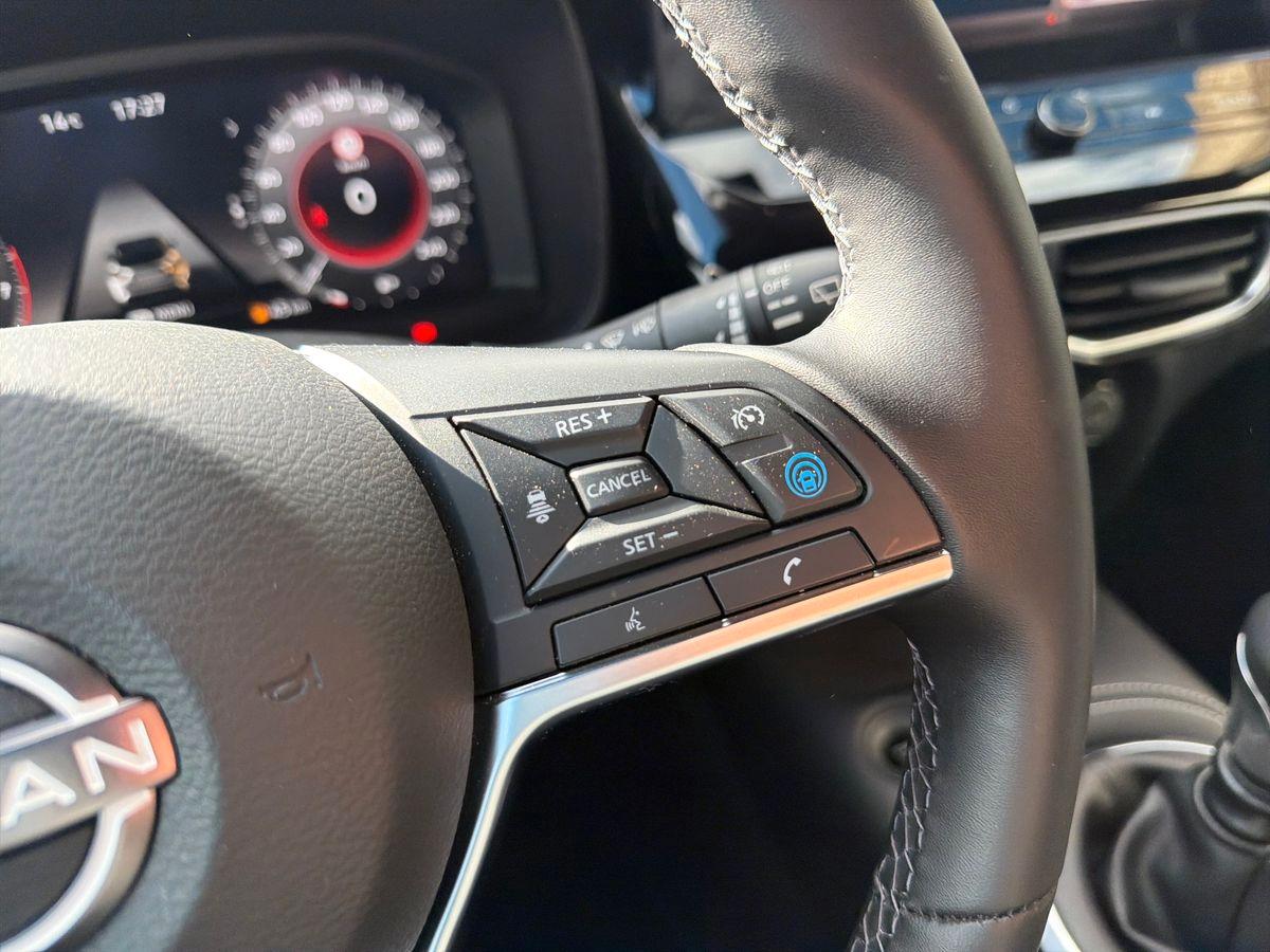 NISSAN JUKE TEKNA MT
