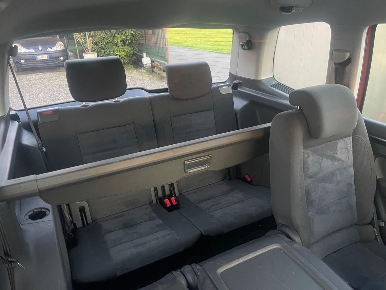 Volkswagen Touran Business 2.0 TDI 140 CV Highline