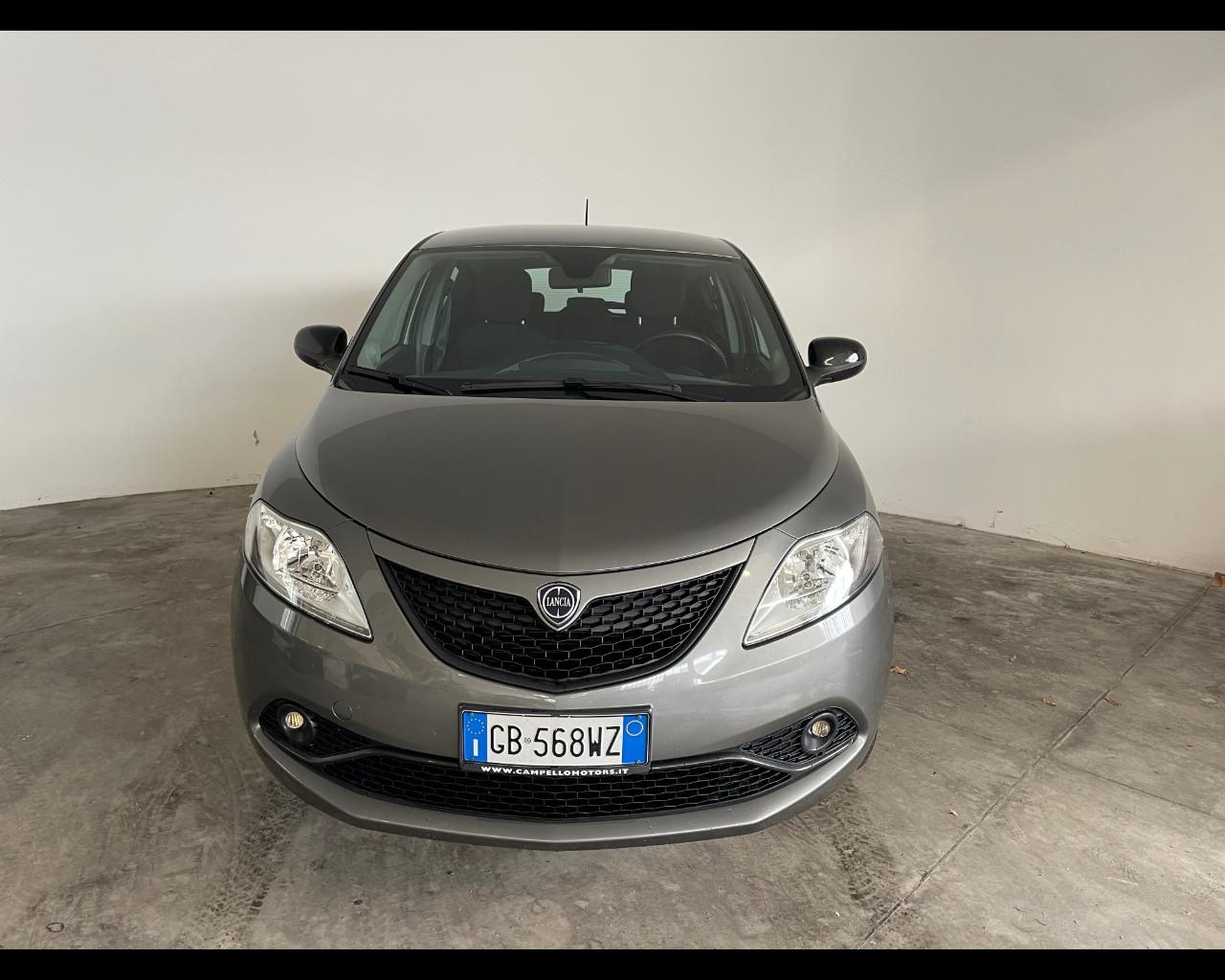 LANCIA LANCIA Ypsilon 3ª serie - Ypsilon 1.2 69 CV 5 porte GPL Ecochic Gold