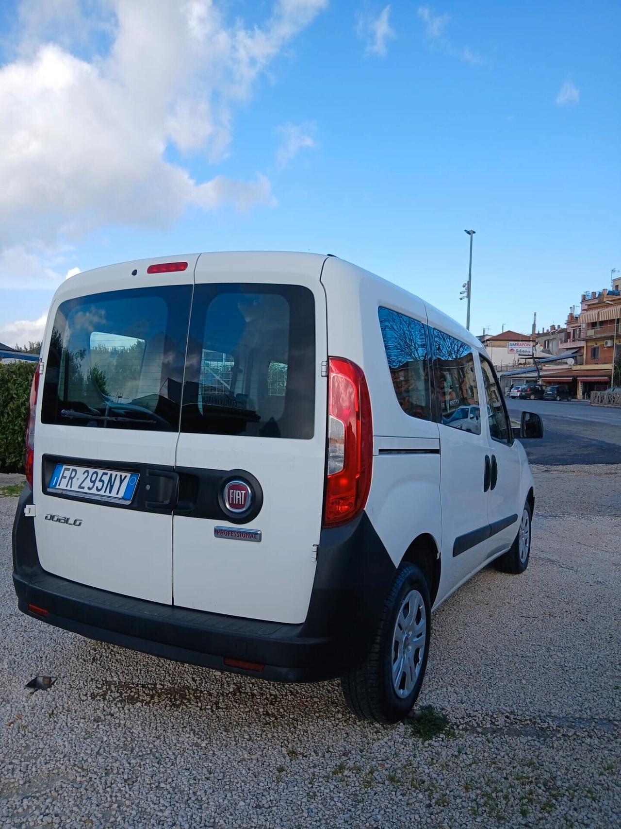 Fiat Doblo 5 posti autocarro 1.3 MJT PC Combi N1 SX