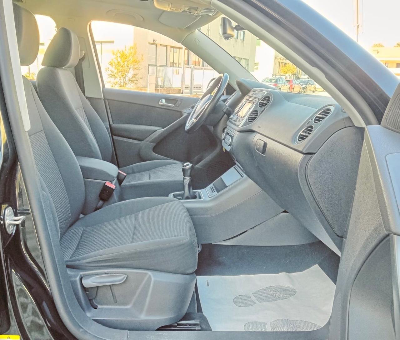 Volkswagen Tiguan 1.4 TSI 122 CV Panorama*Navi*Park assist