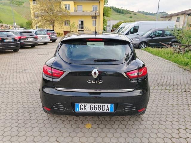 Renault Clio 1.2 Live 75cv