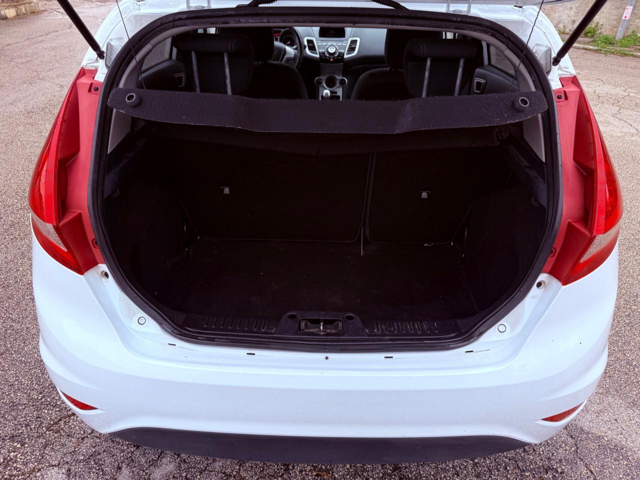 Ford Fiesta Diesel 1.4 TDCi euro5 NEOPATENTATI